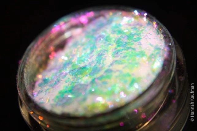 Bliss Chameleon Glitter Flakes