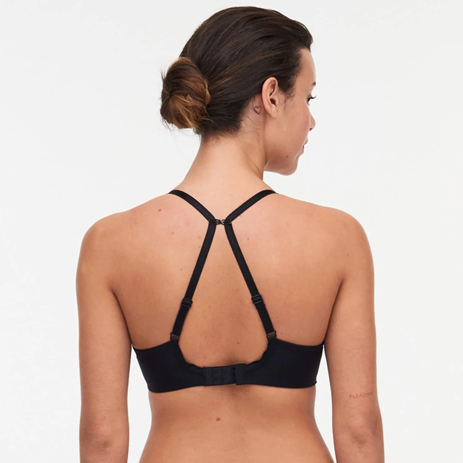 Chantelle Women's Parisian Allure Unlined Plunge Bra