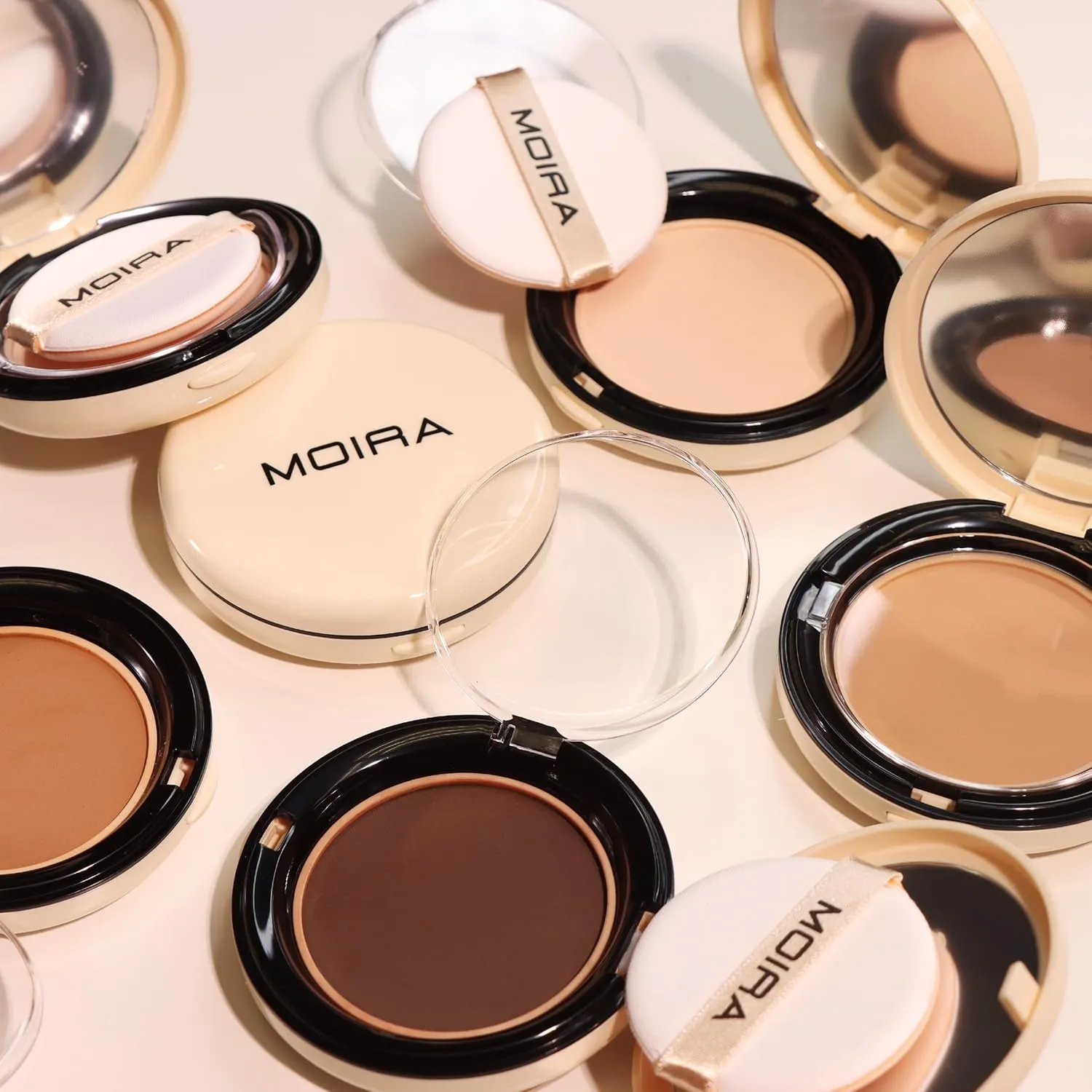 Complete Wear_TM Powder Foundation (225N)