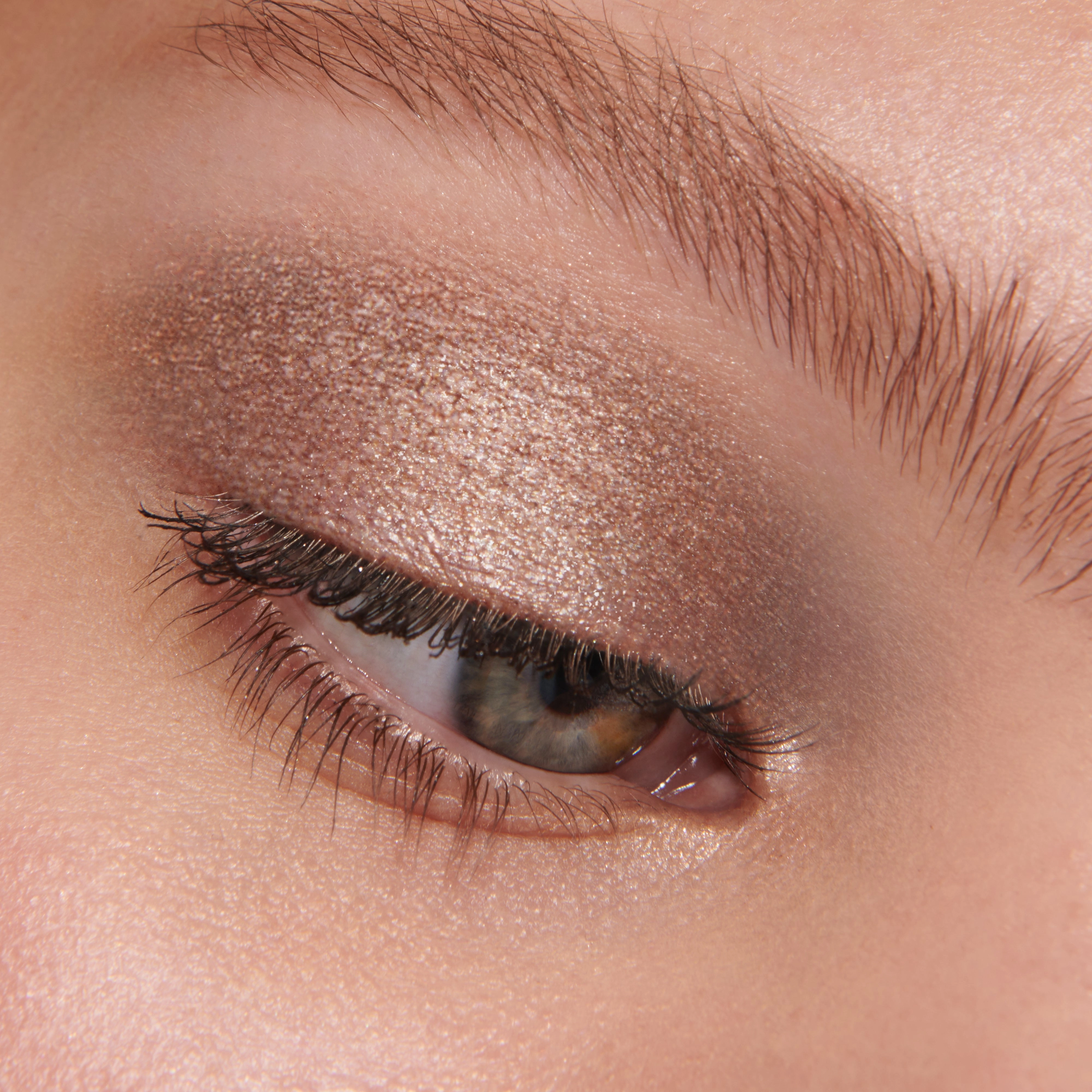 Emily (Liquid Lurex Eyeshadow)
