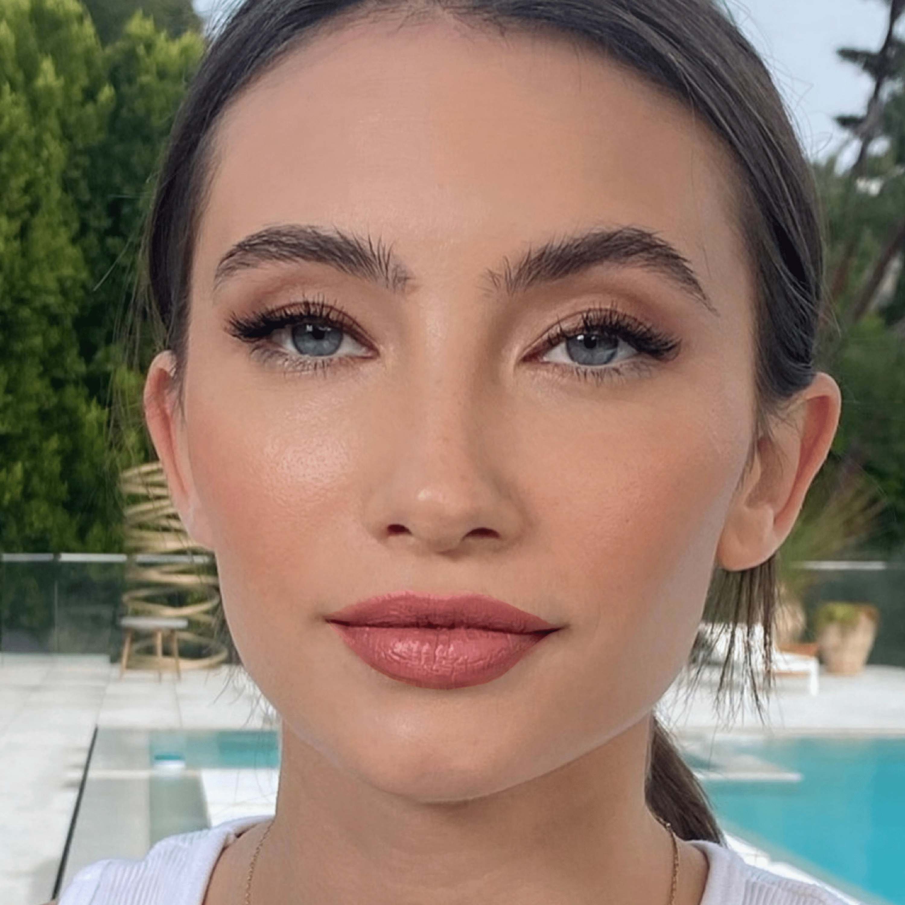 Lipstick Belong