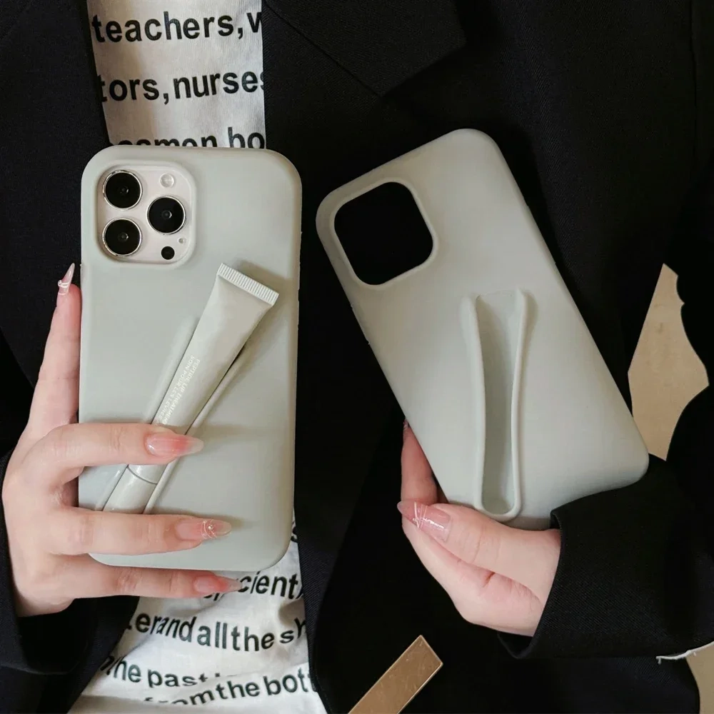 PoutCase™ | Lip and Tech Storage
