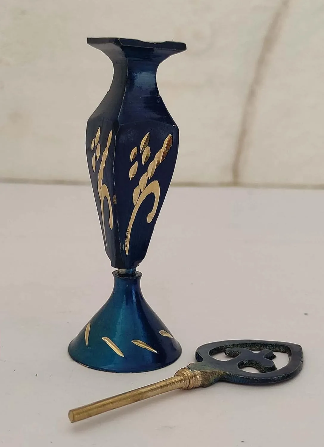 Sharvgun Beautiful Design Traditional Kohl Pot Surma Dani Brass Vintage Kohl Holder Eyeliner Kajal Holder Pots Antique Wome Make Up Accessories Without Surma-4" Tall Navy Blue