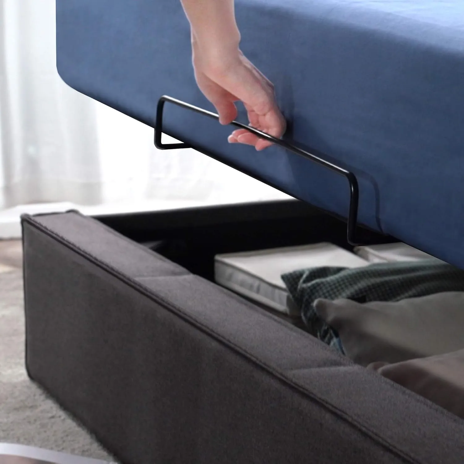 ZINUS Finley Upholstered Platform Bed Frame with Lifting Storage, Hydraulic Lifting Under Bed Storage, No Box Spring Needed, Easy Assembly, Full